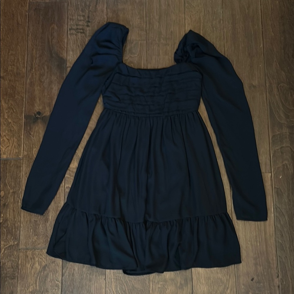 Elegant Black Long Sleeve Dress